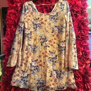 Speechless Girls X-Small Pale Pink Floral Dress with Crocheted Sleeves